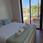 Vivenda Pe N'areia * 波瓦－迪瓦尔津